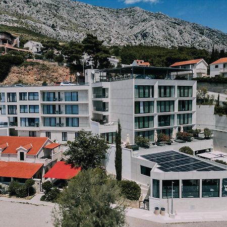 Hotel Medistone أوميس المظهر الخارجي الصورة