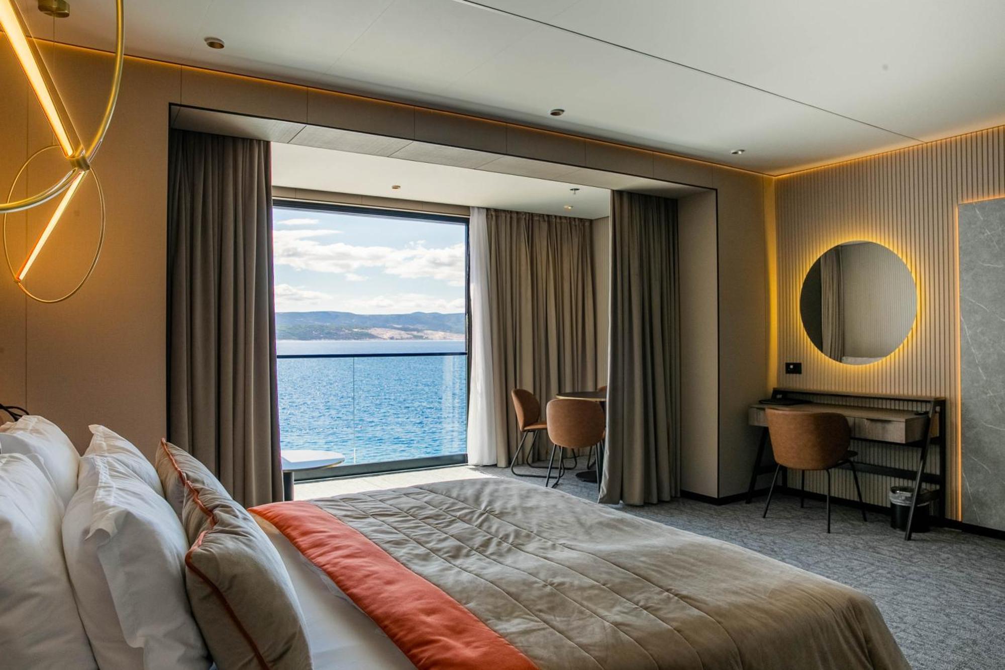 Hotel Medistone أوميس المظهر الخارجي الصورة